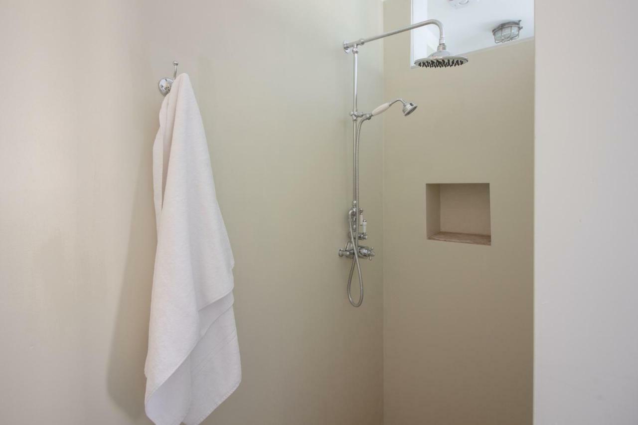 Bed&Breakfast Murterski Dvori Bagian luar foto